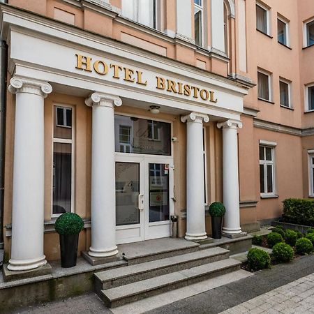 Hotel Bristol Kielce Kültér fotó