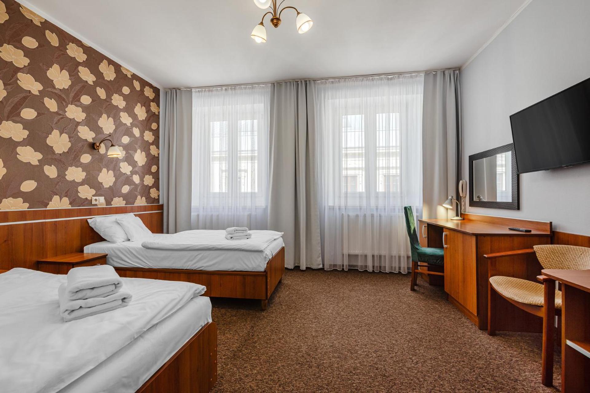 Hotel Bristol Kielce Kültér fotó