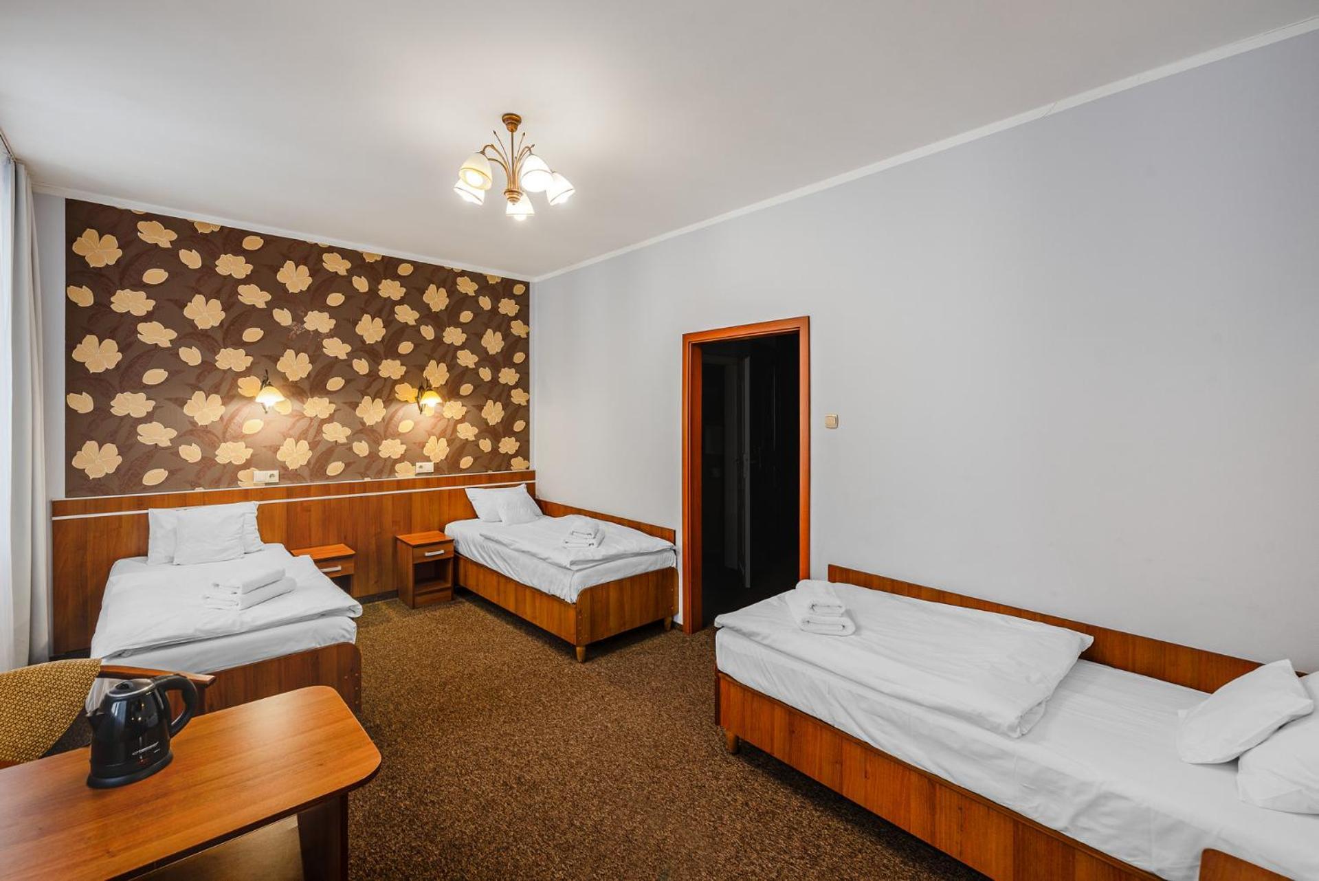 Hotel Bristol Kielce Kültér fotó