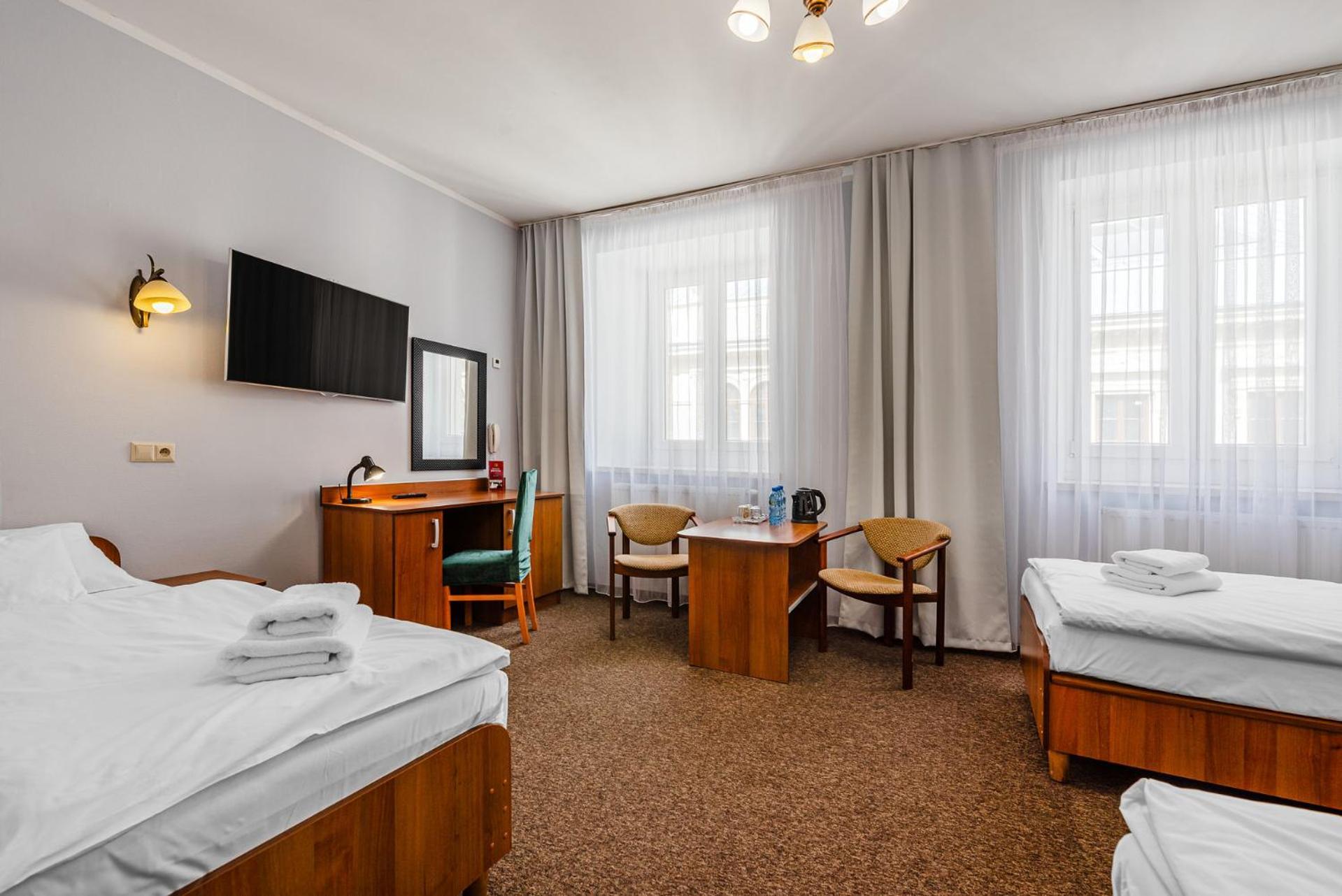 Hotel Bristol Kielce Kültér fotó